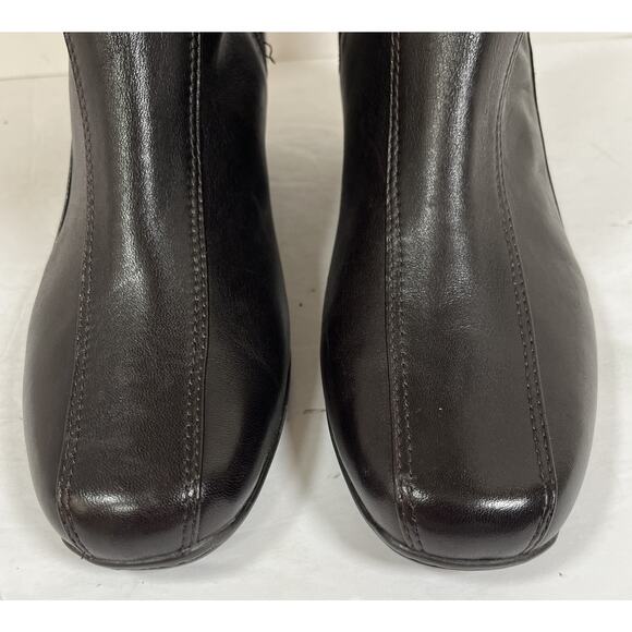 Clarks‎ Artisan Dara Side Zip Brown Leather Ankle Booties 85961 Woman's Size 11M - Picture 6 of 9
